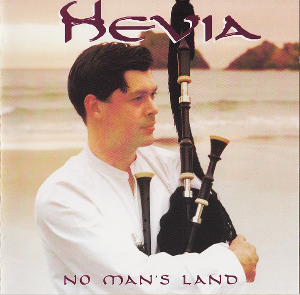 Hevia - Si La Nieve